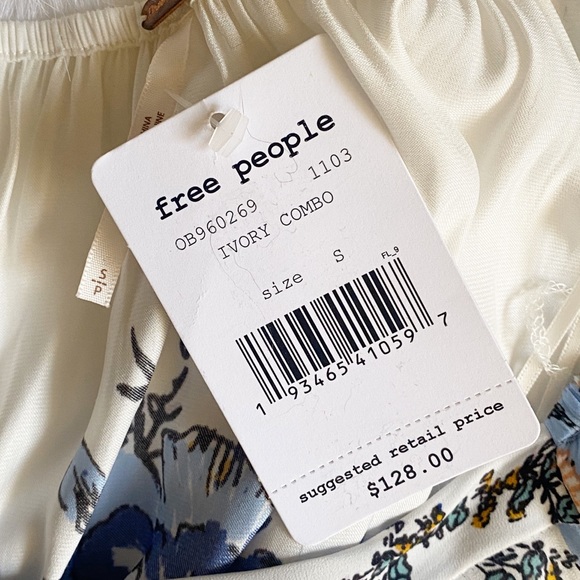 Free People NWT Positano Top in Blue - Picture 8 of 8